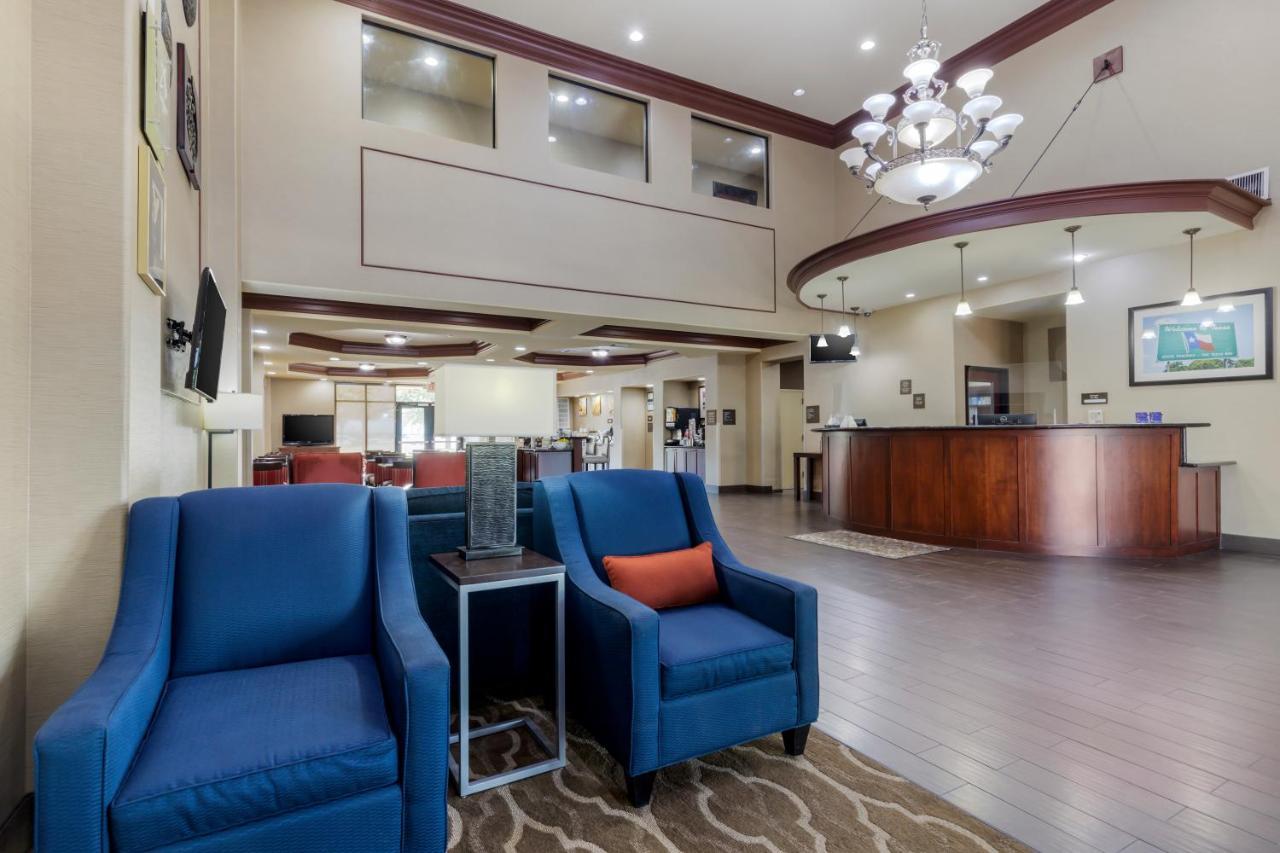 Comfort Suites Pflugerville - Austin North Екстериор снимка